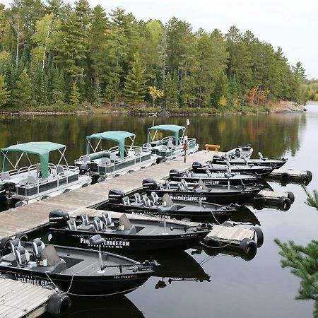 Pine Point Lodge Resort & Motel Crane Lake Екстер'єр фото